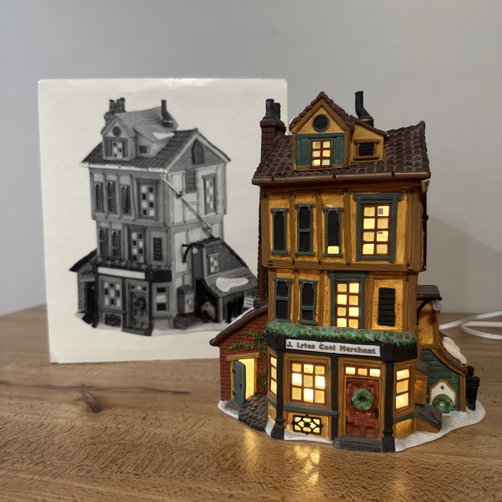 Dept 56 Dickens Village J Lytes Coal Merchant #58323 Lighted Christmas 1997